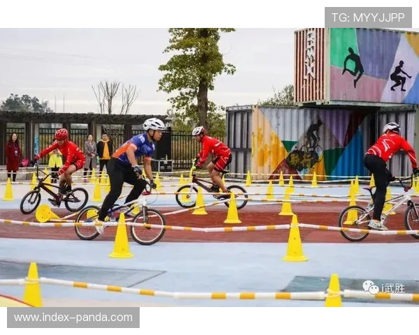 四川青少年小轮车锦标赛圆满结束 多地代表队瓜分冠军